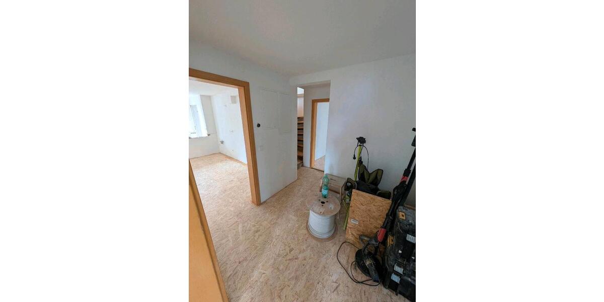 Maisonettenwohnung Oberboihingen - 4.5 Zimmer, 120 m&sup2;, 1.850&euro; | Angebot:26647616