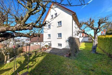 Haus Böblingen - 9 Zimmer, 187 m&sup2;, 849.000&euro; | Angebot:25800927