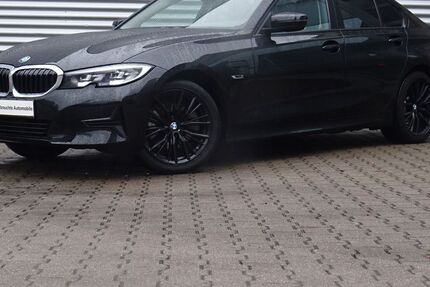 BMW 320 61.951 km 25.485 &euro; Bietigheim-Bissingen 74321