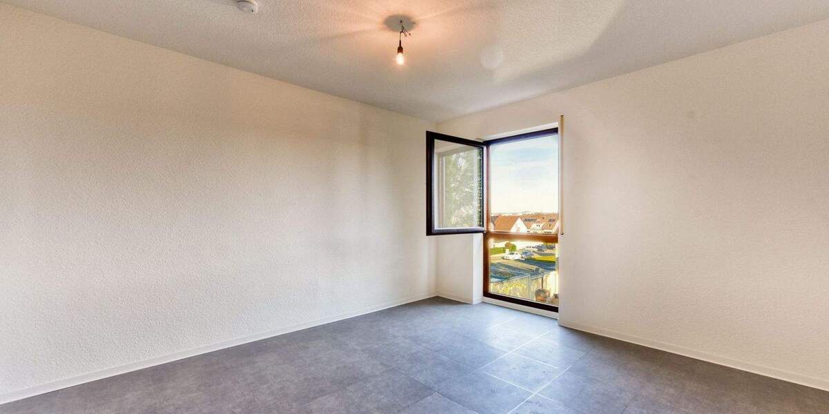 Etagenwohnung Ludwigsburg Ost - 3 Zimmer, 88 m&sup2;, 1.100&euro; | Angebot:25671013