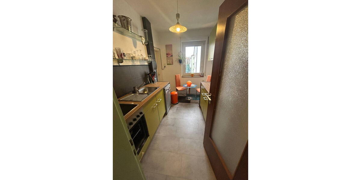 Etagenwohnung Stuttgart Bad Cannstatt - 3 Zimmer, 70 m&sup2;, 230.000&euro; | Angebot:26616916