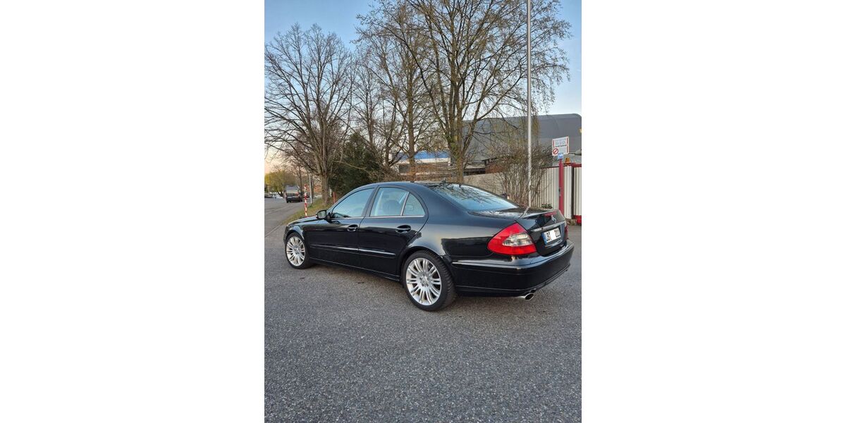 Mercedes-Benz E 200 156.000 km 7.800 &euro; Kornwestheim 70806