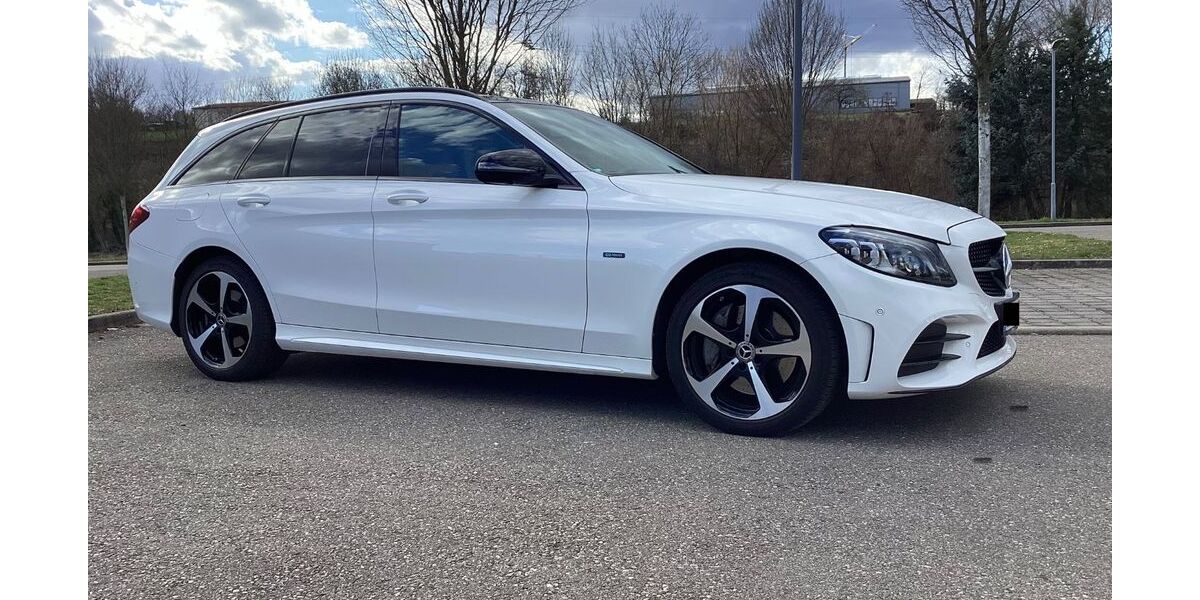 Mercedes-Benz C 300 82.800 km 24.490 &euro; Gemmrigheim (Baden-Württemberg) 74376