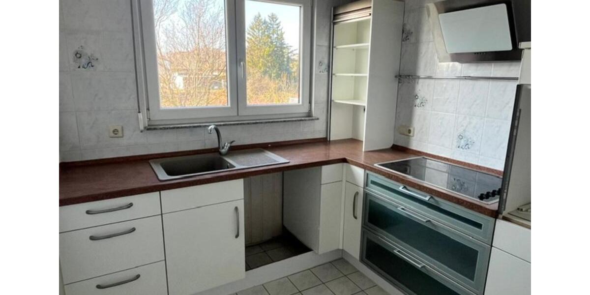 Dachgeschoßwohnung Friolzheim - 2.5 Zimmer, 86 m&sup2;, 1.100&euro; | Angebot:25794082