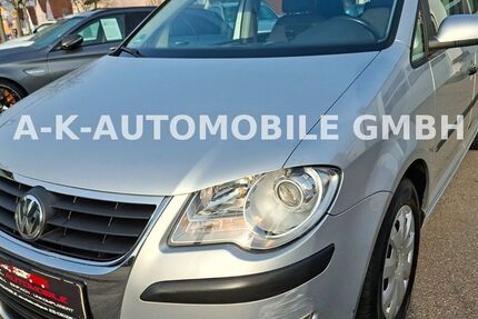 VW Touran 189.430 km 2.399 &euro; Deizisau 73779
