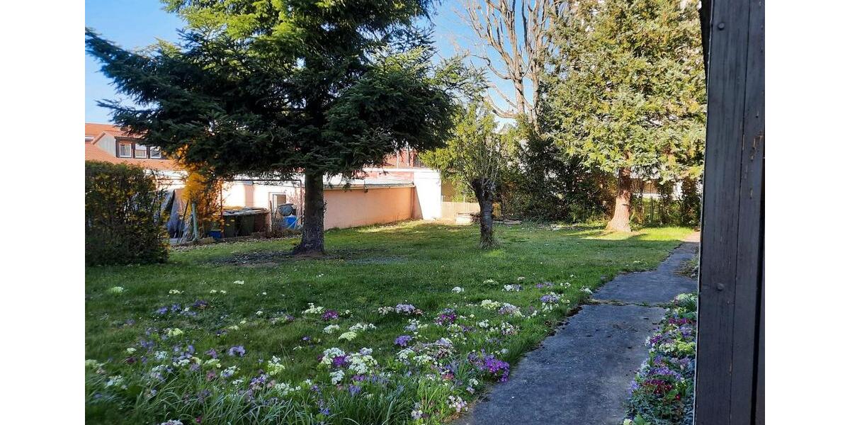 Doppelhaushälfte Gerlingen - 8 Zimmer, 210 m&sup2;, 880.000&euro; | Angebot:25572188