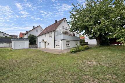 Haus Sachsenheim - 6 Zimmer, 208 m&sup2;, 448.000&euro; | Angebot:27316143