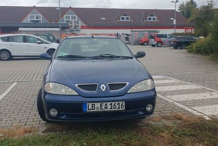 Renault Megane 150.000 km 1.850 &euro; Stuttgart 70378