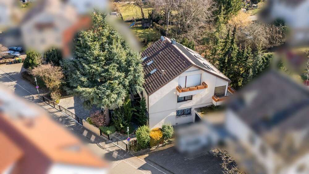 Einfamilienhaus Korntal-Münchingen Münchingen - 10 Zimmer, 296 m&sup2;, 1.040.000&euro; | Angebot:22586326