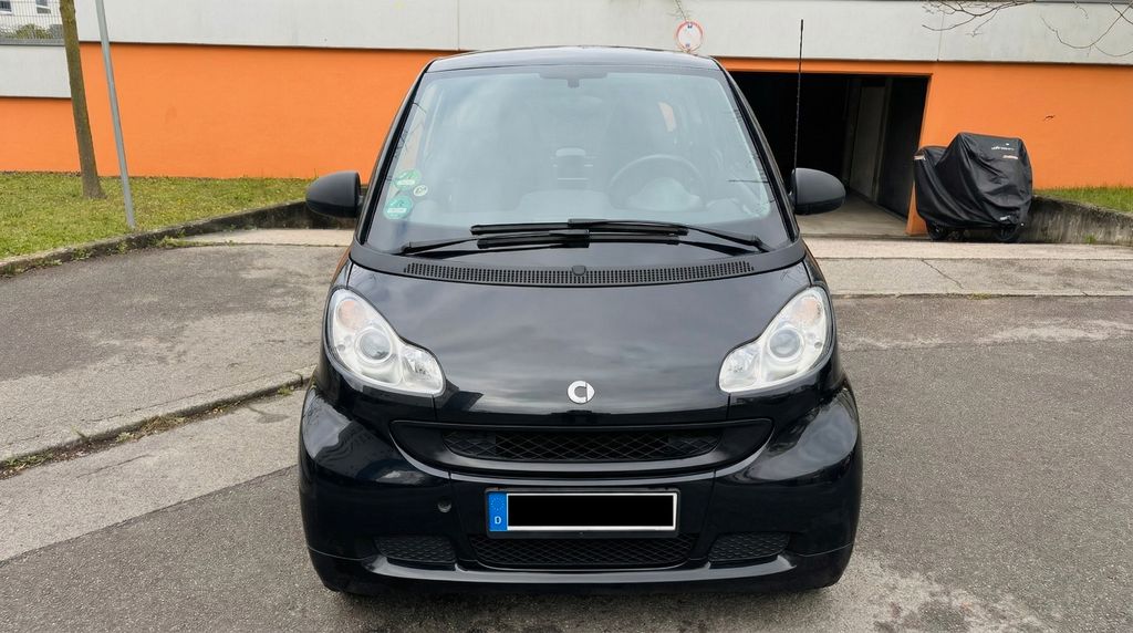 Smart ForTwo 90.500 km 5.800 &euro; Stuttgart 70376