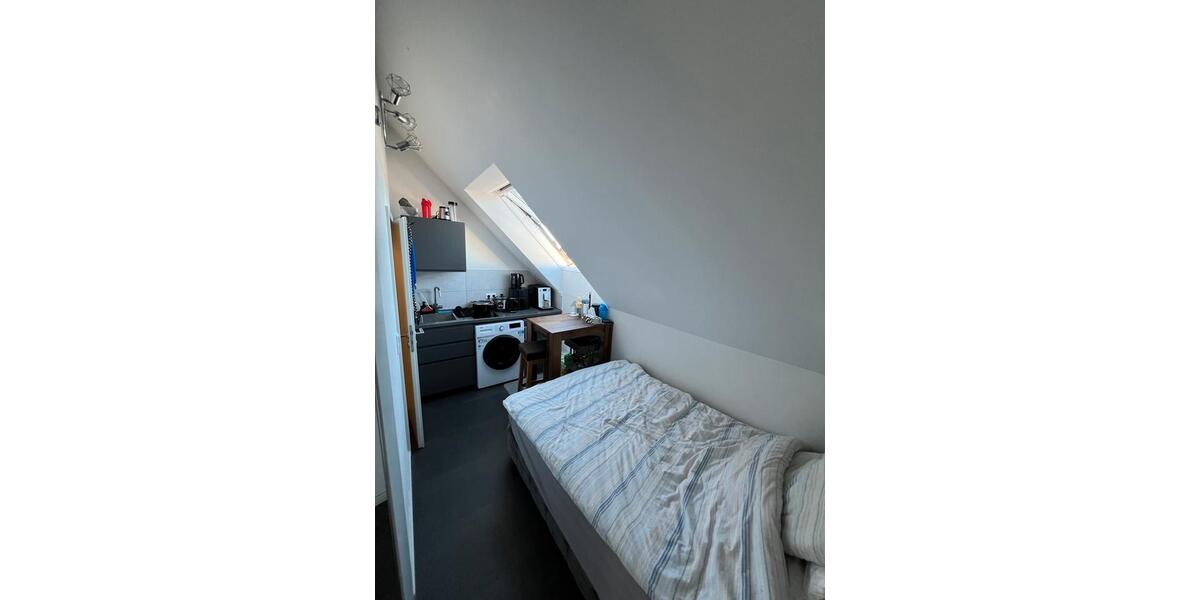 Dachgeschoßwohnung Stuttgart Vaihingen - 1 Zimmer, 35 m&sup2;, 1.000&euro; | Angebot:27568250