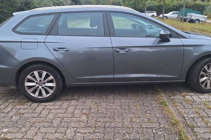 Seat Leon 125.000 km 10.750 &euro; Waiblingen 71332