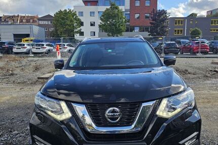 Nissan X-Trail 88.555 km 18.800 &euro; Stuttgart 70376