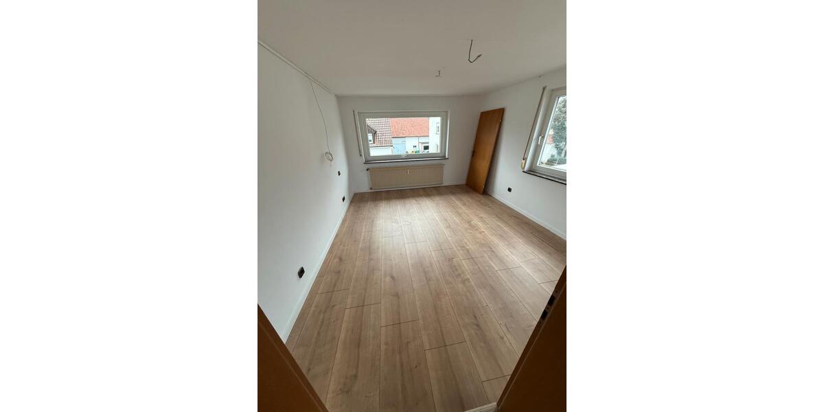 Etagenwohnung Ötisheim - 4 Zimmer, 90 m&sup2;, 1.080&euro; | Angebot:24873254