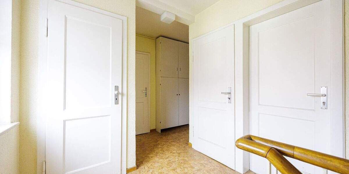 Etagenwohnung Ludwigsburg Ost - 4 Zimmer, 74 m&sup2;, 199.000&euro; | Angebot:25775333