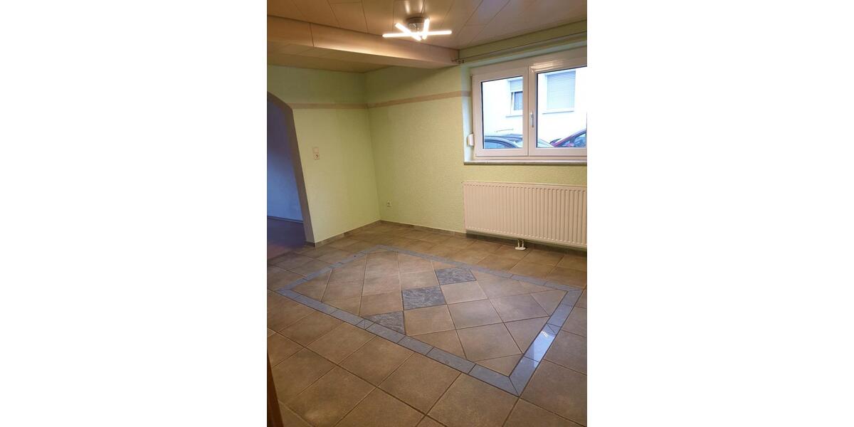 Doppelhaushälfte Brackenheim - 4 Zimmer, 148 m&sup2;, 310.000&euro; | Angebot:27202309