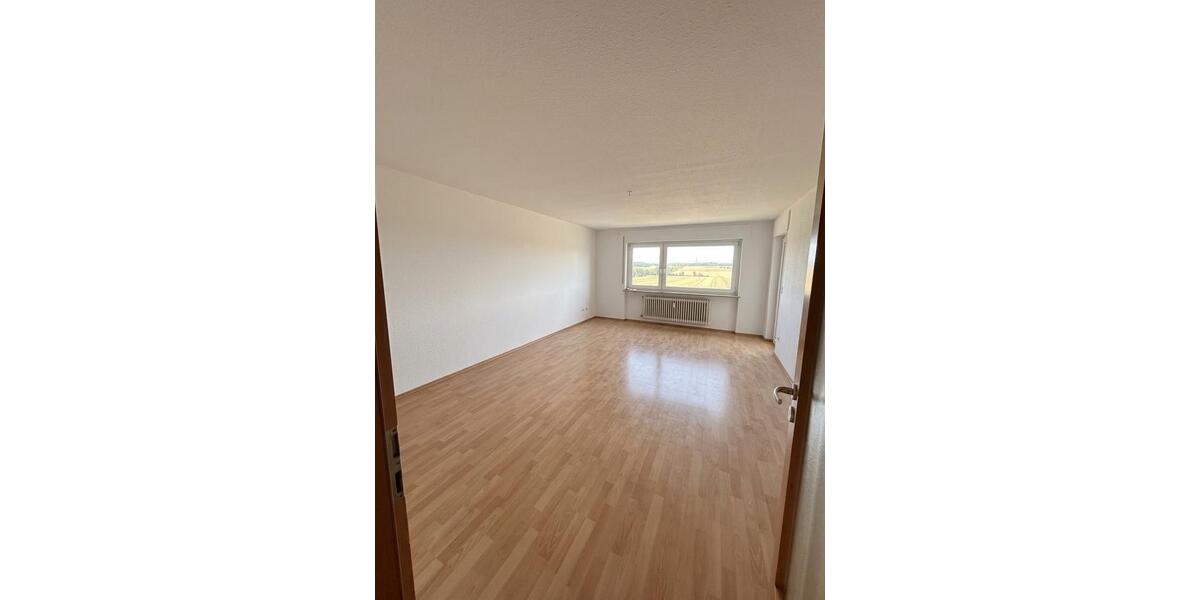 Etagenwohnung Hemmingen - 3.5 Zimmer, 85 m&sup2;, 1.350&euro; | Angebot:27549085