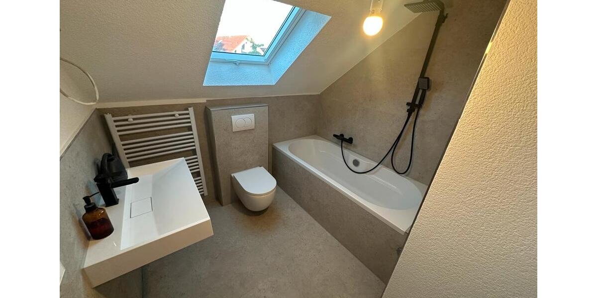 Dachgeschoßwohnung Neuhausen auf den Fildern - 3 Zimmer, 71 m&sup2;, 1.300&euro; | Angebot:27548763