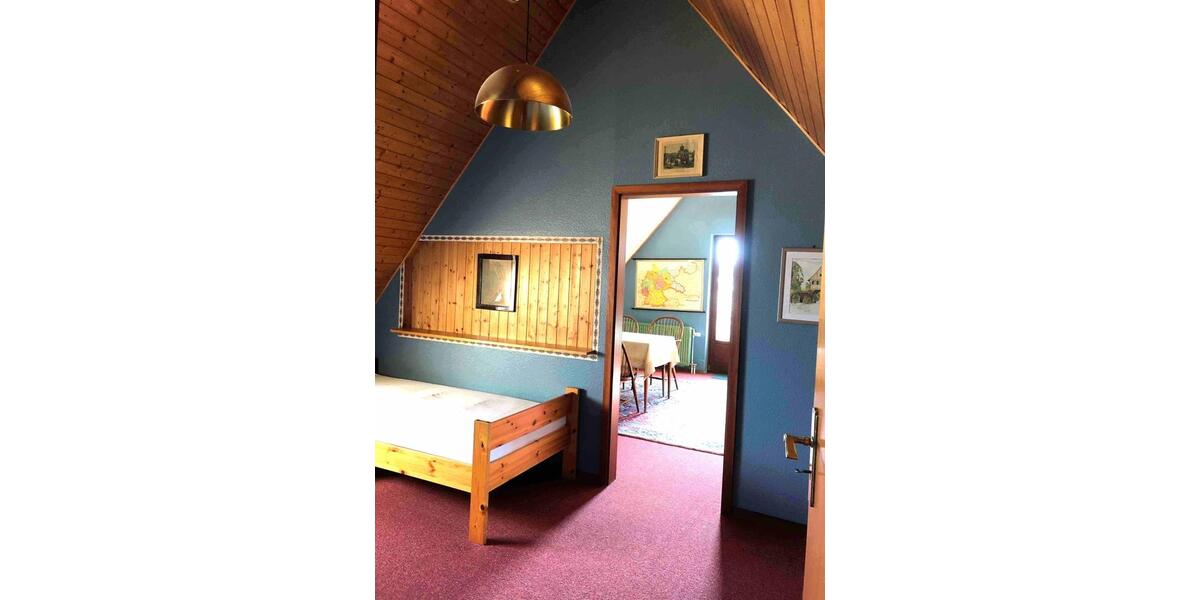 Dachgeschoßwohnung Steinheim an der Murr - 2.5 Zimmer, 72 m&sup2;, 690&euro; | Angebot:25944588