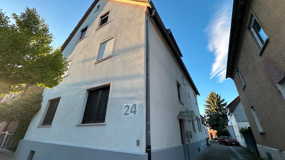 Dachgeschoßwohnung Heilbronn Böckingen - 4 Zimmer, 74 m&sup2;, 275.000&euro; | Angebot:25368878