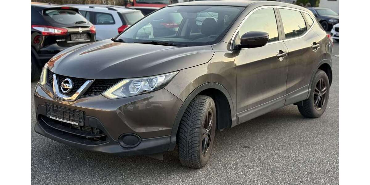 Nissan Qashqai 113.000 km 7.900 &euro; Winterbach 73650