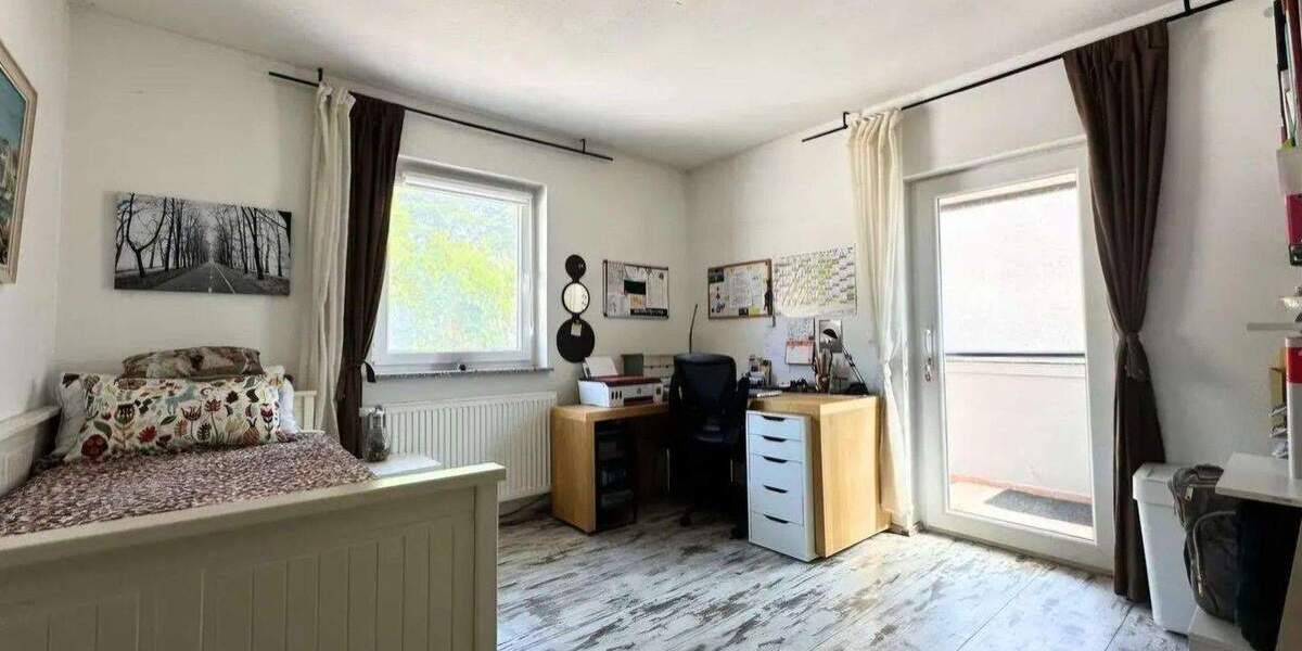 Einfamilienhaus Brackenheim - 7 Zimmer, 155 m&sup2;, 535.000&euro; | Angebot:25657552