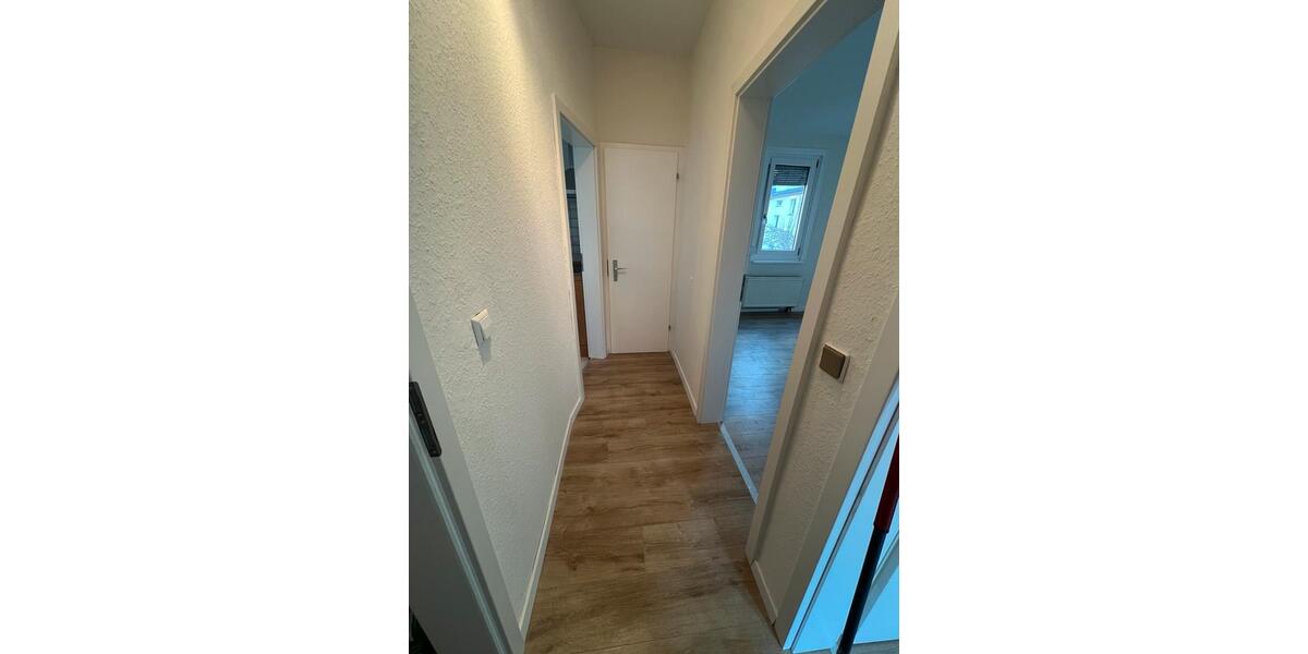 Etagenwohnung Stuttgart Zuffenhausen - 3 Zimmer, 57 m&sup2;, 1.000&euro; | Angebot:25312598
