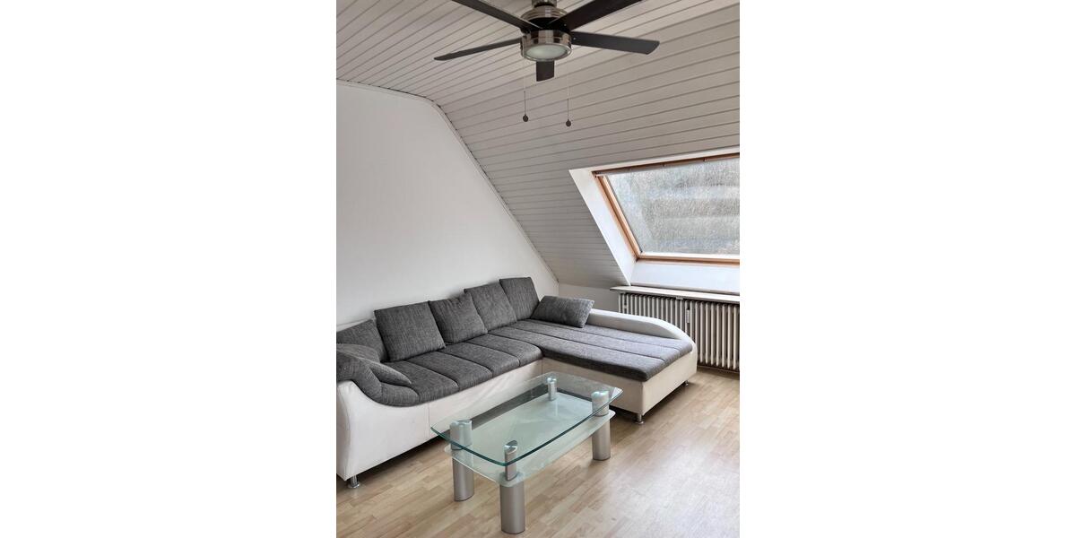 Dachgeschoßwohnung Marbach am Neckar - 3 Zimmer, 80 m&sup2;, 950&euro; | Angebot:25209870