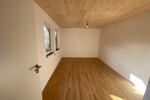 Etagenwohnung Brackenheim - 6 Zimmer, 140 m&sup2;, 1.450&euro; | Angebot:27564674