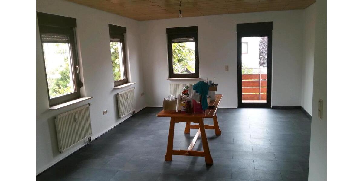 Erdgeschoßwohnung Schorndorf - 3 Zimmer, 85 m&sup2;, 1.180&euro; | Angebot:27576125