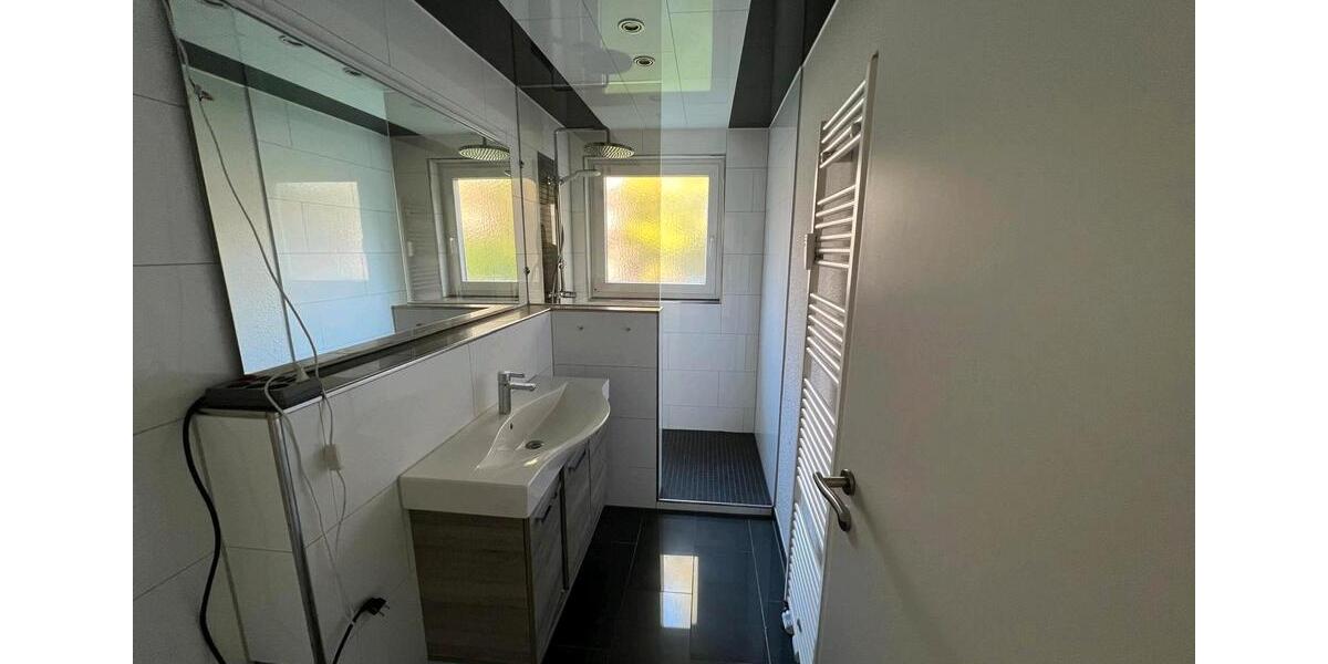Etagenwohnung Stuttgart Mühlhausen - 4 Zimmer, 88 m&sup2;, 1.250&euro; | Angebot:27568089