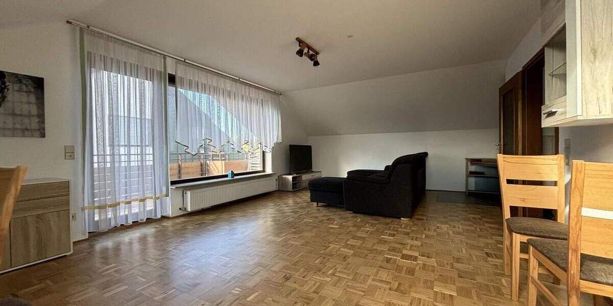 Etagenwohnung Sindelfingen Nord - 2 Zimmer, 72 m&sup2;, 1.150&euro; | Angebot:25707590