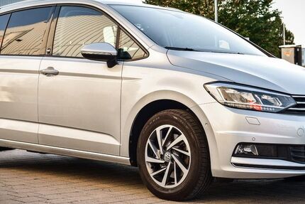 VW Touran 41.940 km 21.500 &euro; Sachsenheim 74343