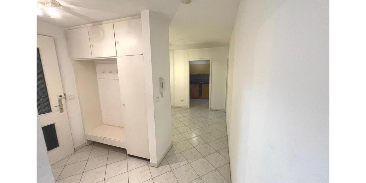 Etagenwohnung Esslingen am Neckar Oberesslingen - 3.5 Zimmer, 89 m&sup2;, 260.000&euro; | Angebot:26824176