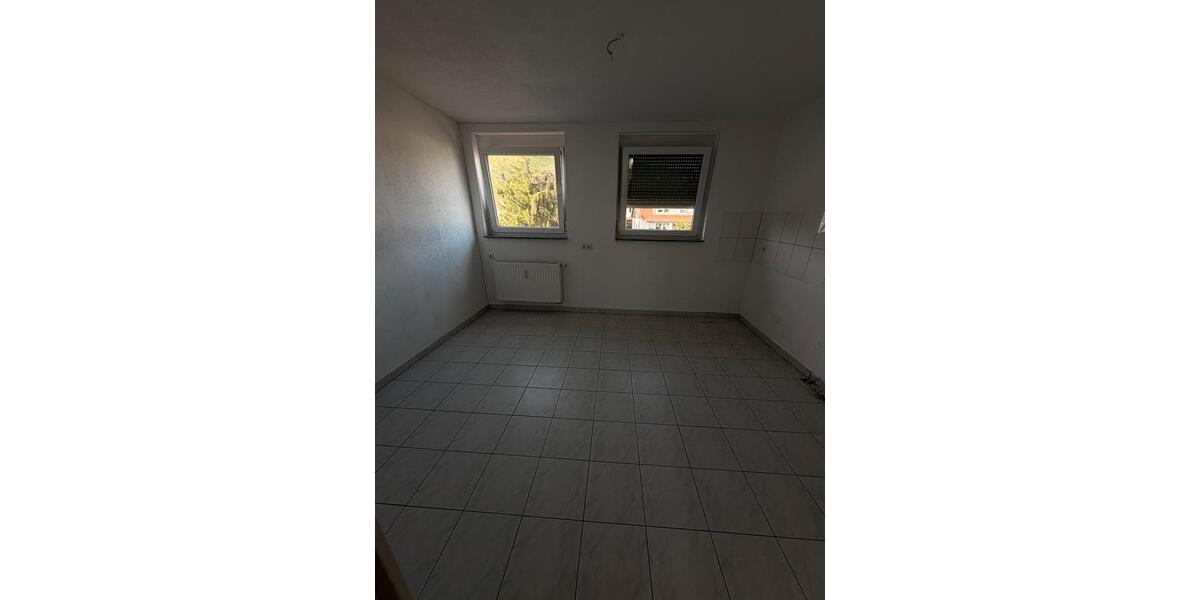 Dachgeschoßwohnung Remshalden - 4 Zimmer, 78 m&sup2;, 1.050&euro; | Angebot:27553315