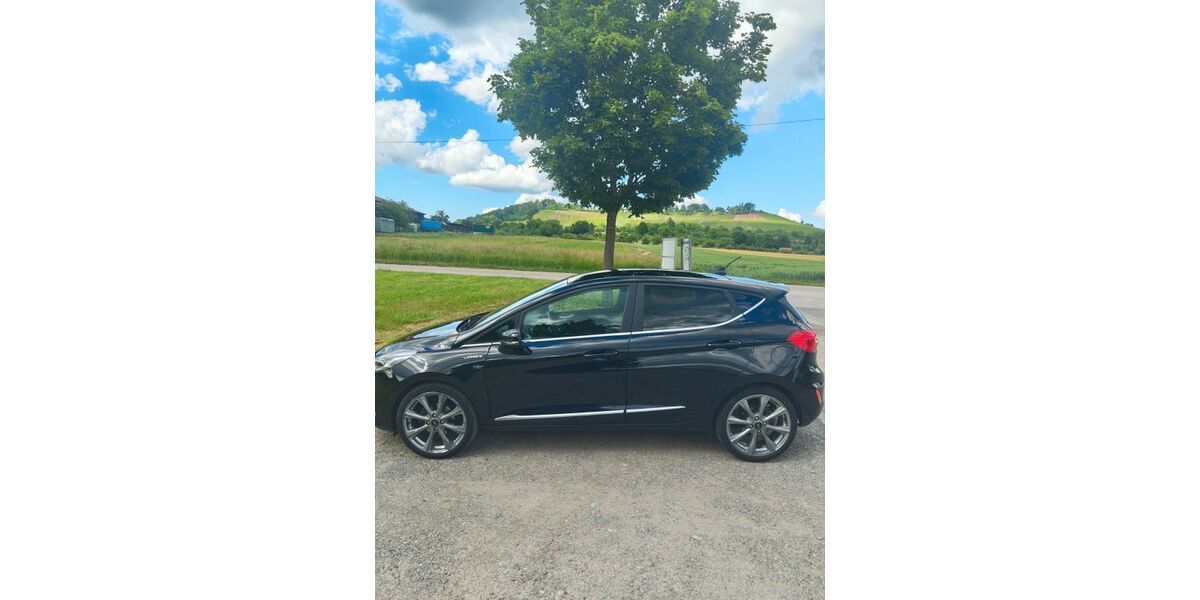 Ford Fiesta 49.750 km 13.300 &euro; Aspach 71546