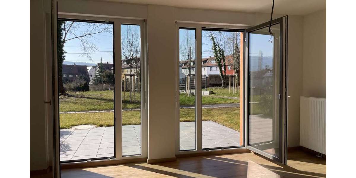 Etagenwohnung Stuttgart Stuttgart-Ost - 2 Zimmer, 81 m&sup2;, 1.440&euro; | Angebot:25904755