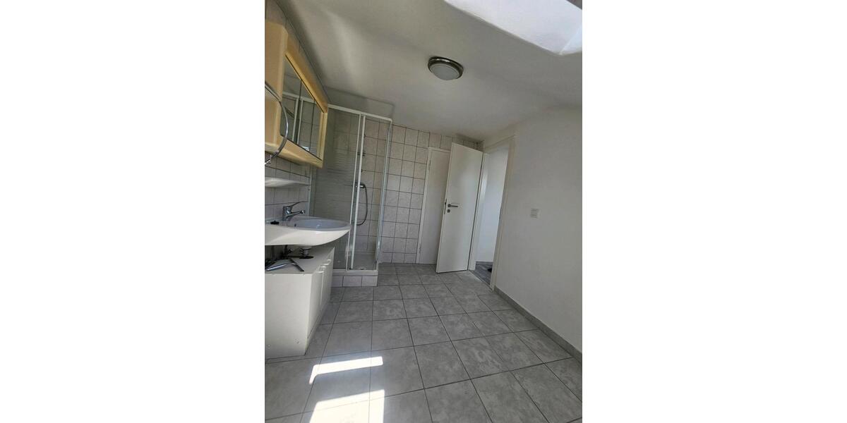Dachgeschoßwohnung Waiblingen - 2 Zimmer, 47 m&sup2;, 900&euro; | Angebot:27591574