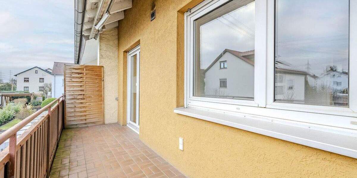 Mehrfamilienhaus, Wohnhaus Sindelfingen / Maichingen Maichingen - 8 Zimmer, 145 m&sup2;, 695.000&euro; | Angebot:25746135