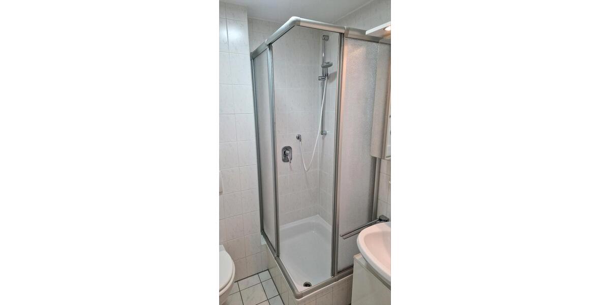 Etagenwohnung Stuttgart Bad Cannstatt - 2 Zimmer, 33 m&sup2;, 780&euro; | Angebot:25589643