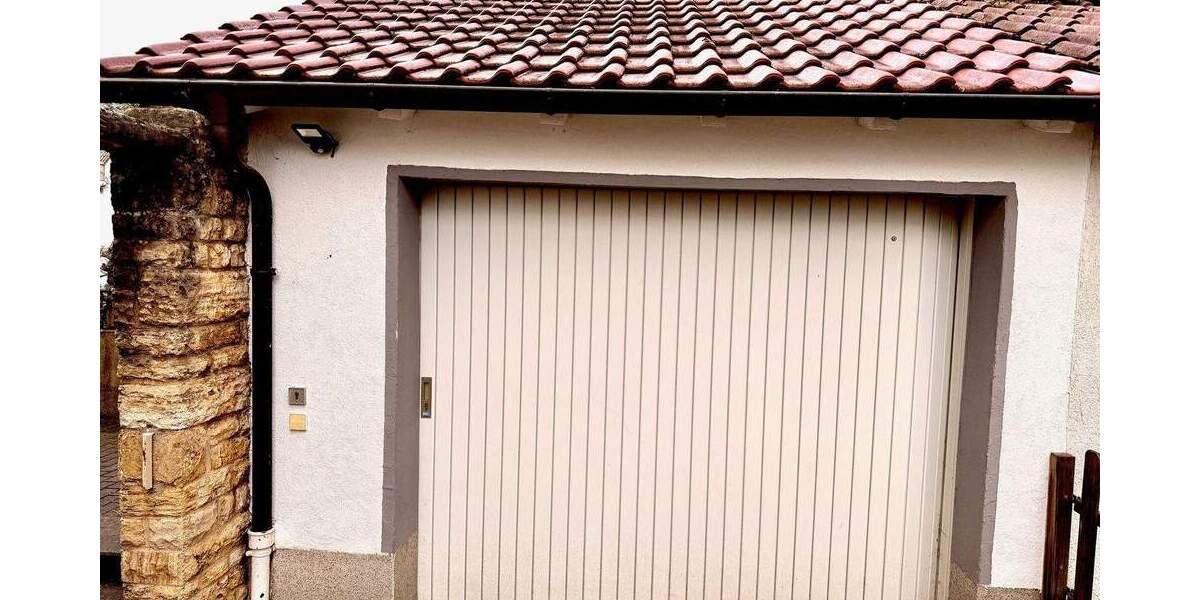 Etagenwohnung Stuttgart Bad Cannstatt - 4 Zimmer, 100 m&sup2;, 598.000&euro; | Angebot:25916380