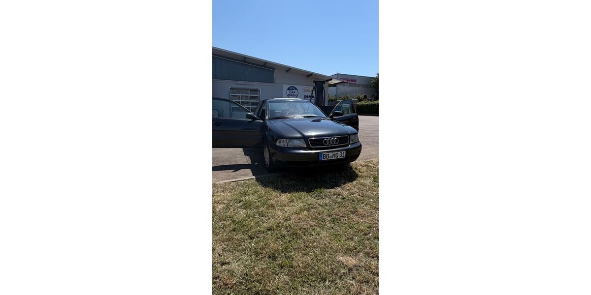 Audi A4 177.000 km 2.200 &euro; Steinenbronn 71144