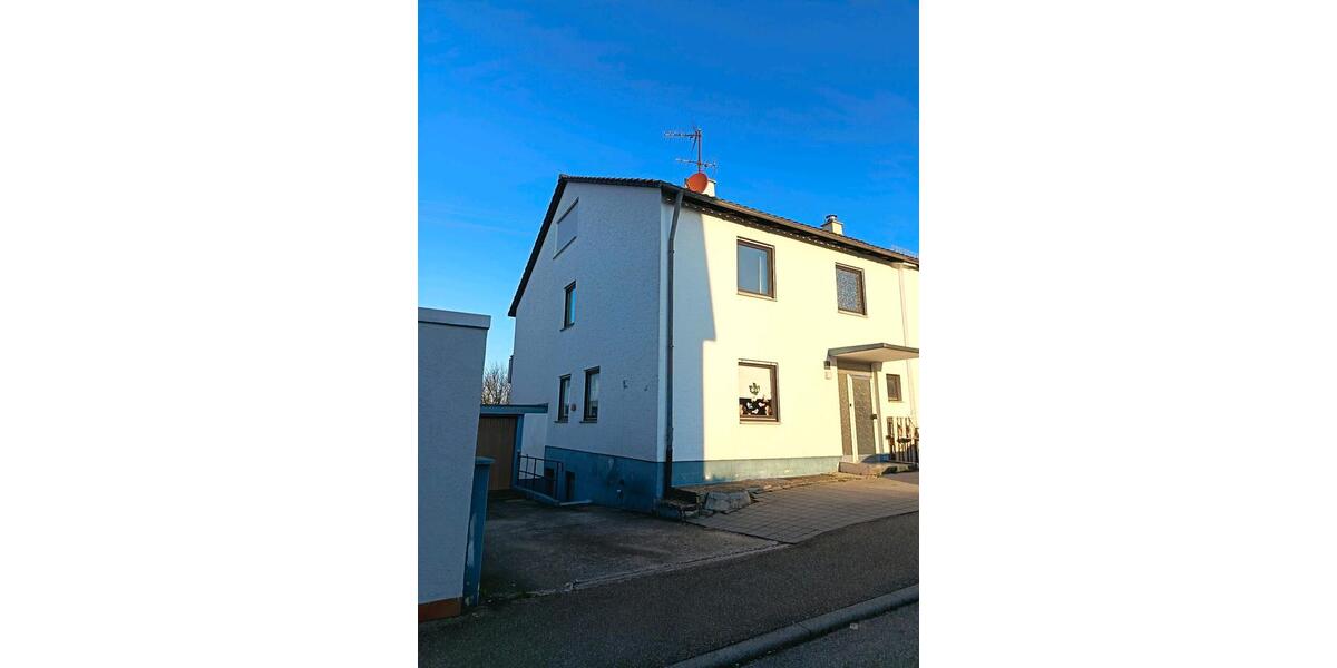 Doppelhaushälfte Winnenden - 7 Zimmer, 167 m&sup2;, 480.000&euro; | Angebot:27172468