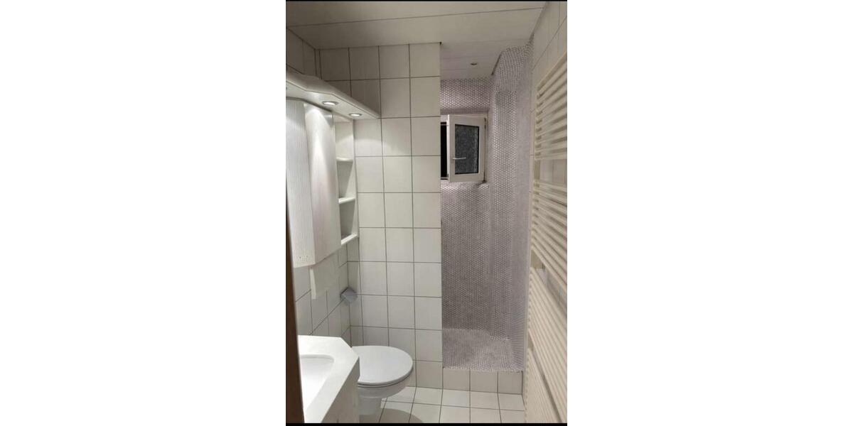 Etagenwohnung Fellbach - 3 Zimmer, 70 m&sup2;, 1.400&euro; | Angebot:25632705