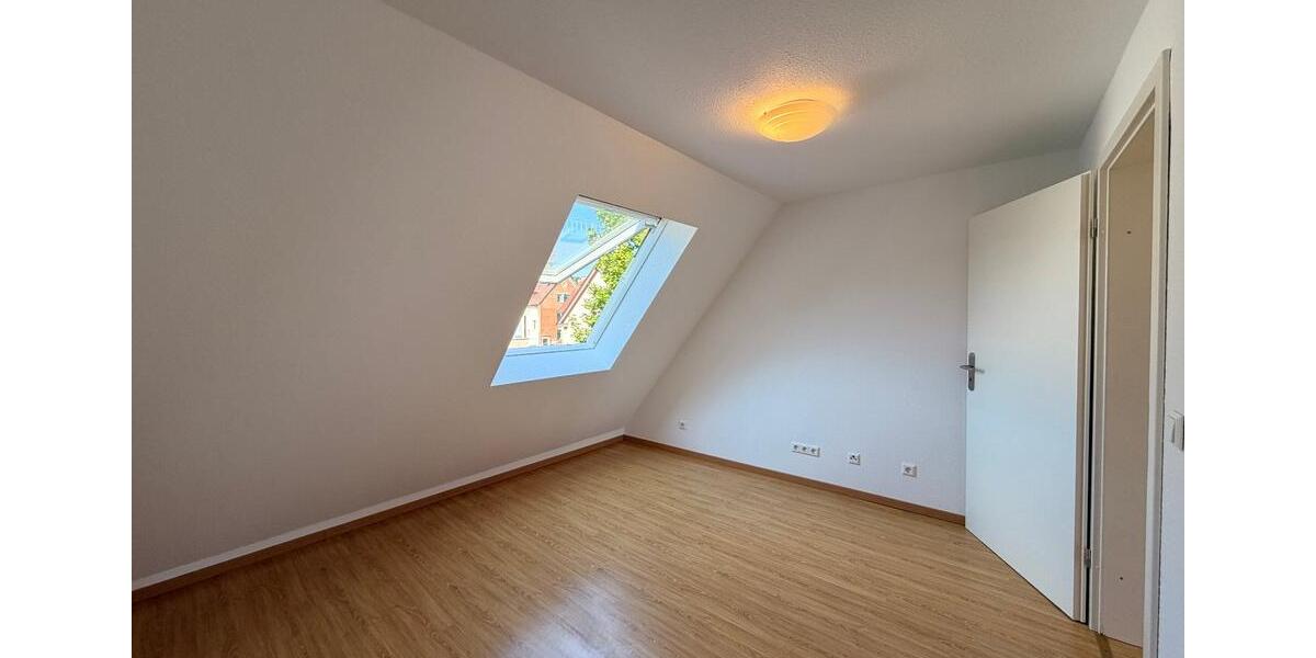 Dachgeschoßwohnung Vaihingen an der Enz - 2 Zimmer, 45 m&sup2;, 190.000&euro; | Angebot:26941746