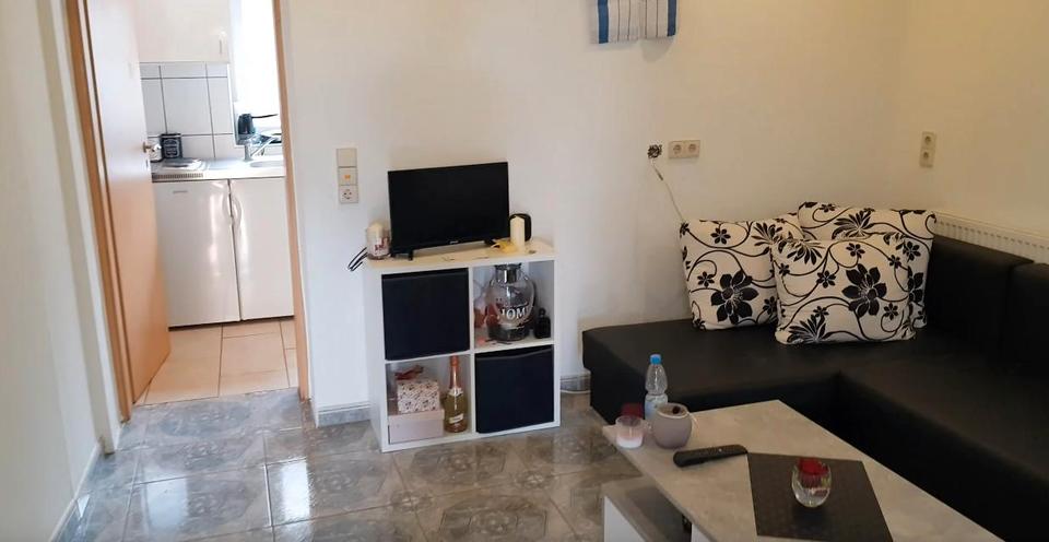 Erdgeschoßwohnung Weinstadt - 1 Zimmer, 30 m&sup2;, 690&euro; | Angebot:26256410