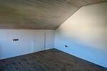 Dachgeschoßwohnung Rutesheim - 3 Zimmer, 68 m&sup2;, 950&euro; | Angebot:27570565
