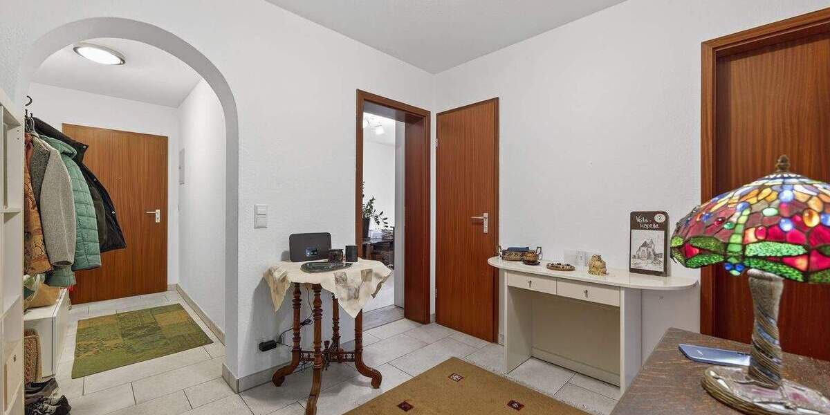 Etagenwohnung Stuttgart Mühlhausen - 3 Zimmer, 78 m&sup2;, 299.000&euro; | Angebot:25696178