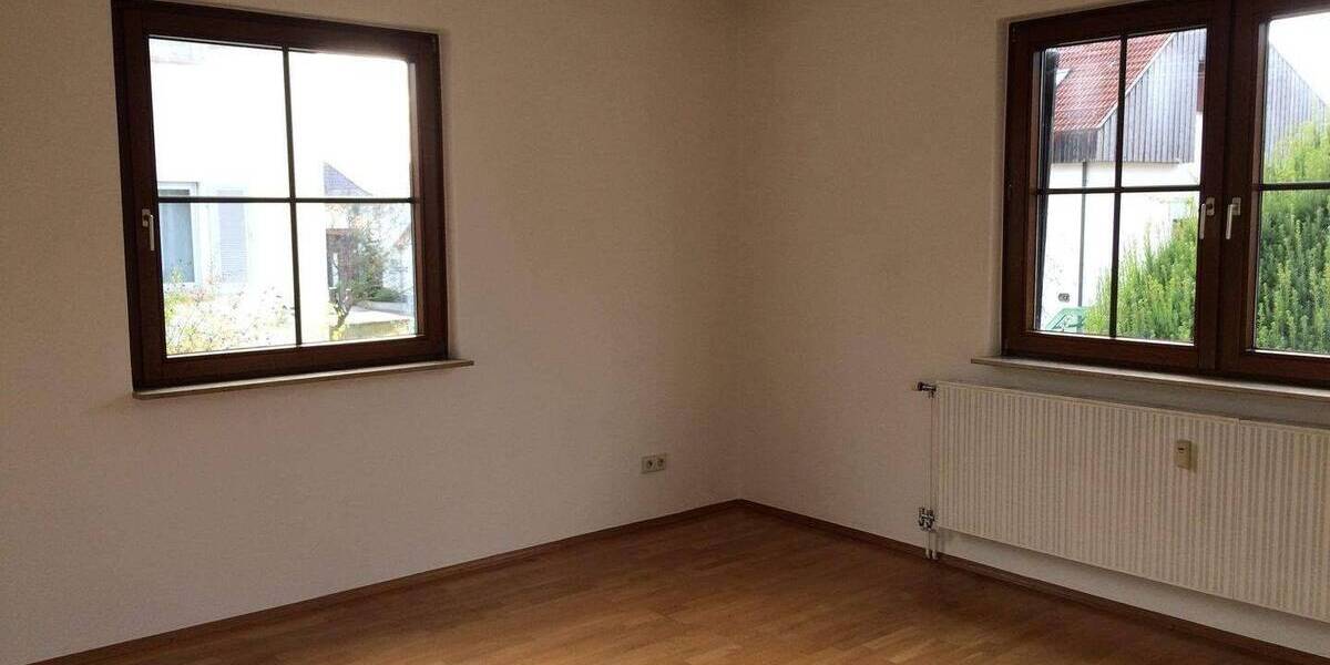 Etagenwohnung Plochingen - 3 Zimmer, 66 m&sup2;, 650&euro; | Angebot:26920384