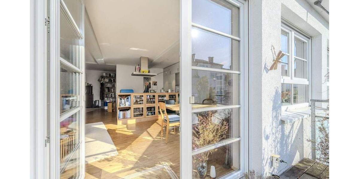 Etagenwohnung Stuttgart West - 2 Zimmer, 120 m&sup2;, 899.000&euro; | Angebot:25746201